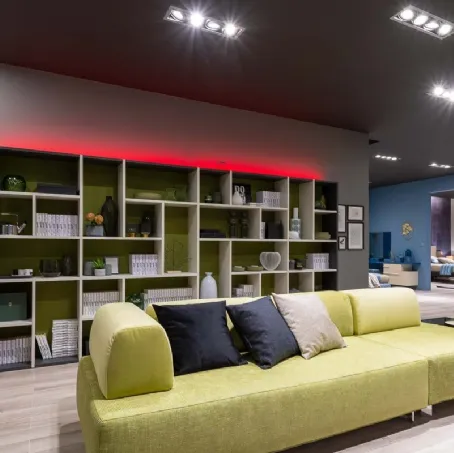 Libreria a muro in laccato opaco e melaminico Flexa LV120 di Moretti Compact