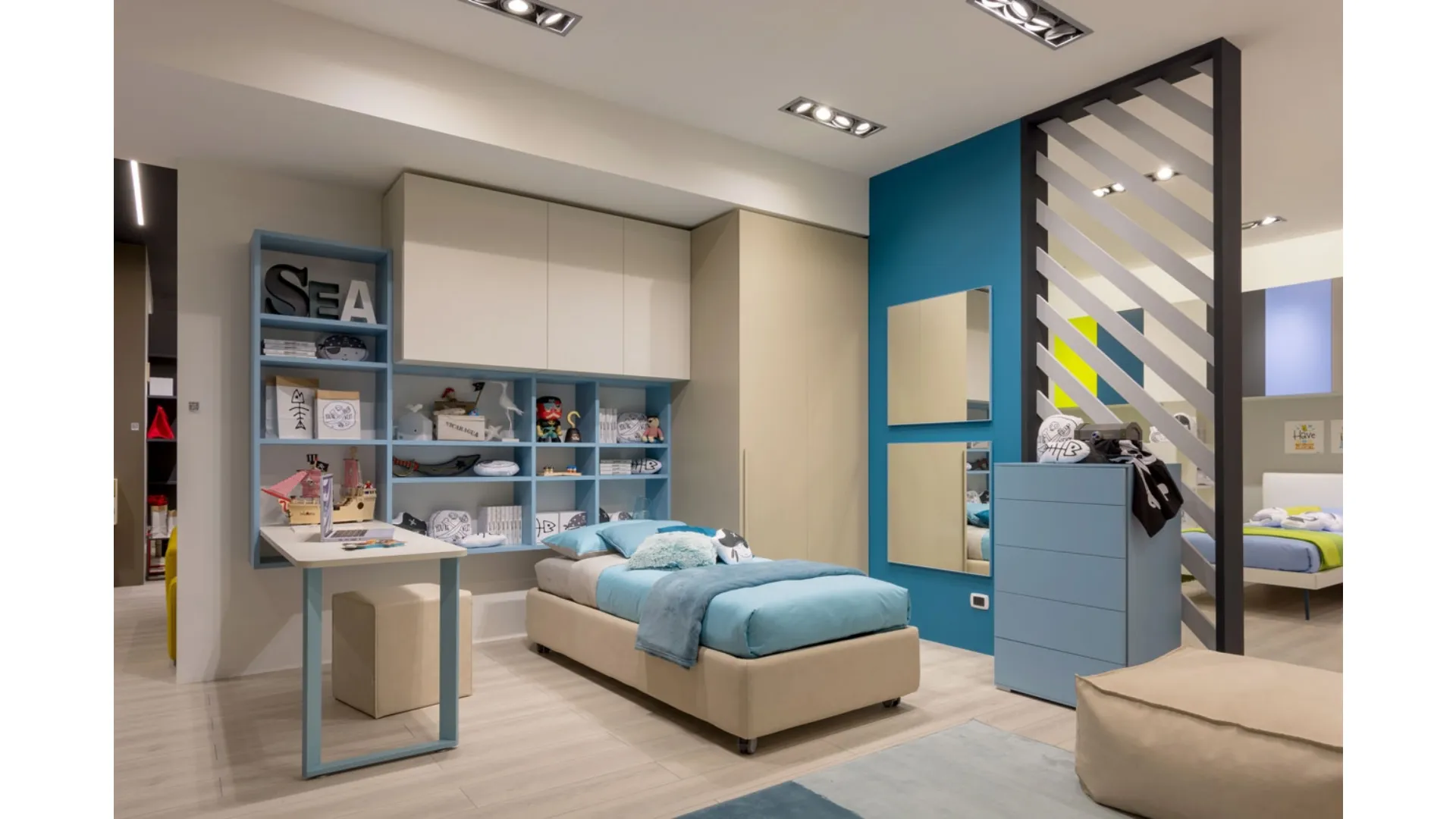 Libreria sospesa in laccato opaco Cielo Outline MC030 di Moretti Compact