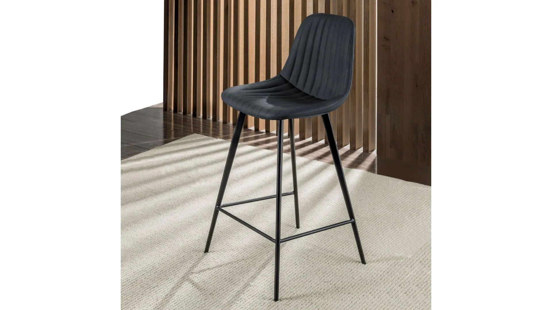 Sgabello Cinquecento Stool 4 gambe 80 di La Seggiola