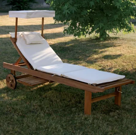 Sdraio Real Bed  in legno massello di teak indonesiano con finitura olio naturale con cuscino in tessuto imbottito e parasole di La Seggiola